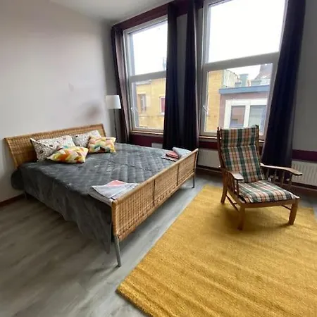 Apartment Двухкомнатная Квартира В Самом Центре Г. Антверпен